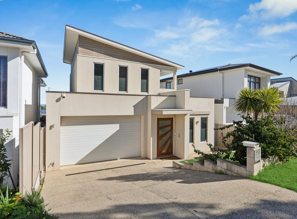 2A Fourth Avenue, Moana, SA 5169