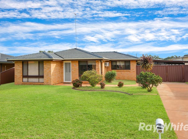 35 Olympus Drive, St Clair, NSW 2759