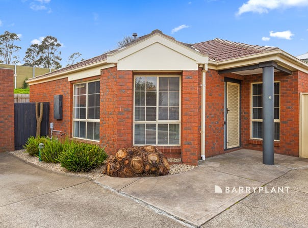 3/61 Strathavan Drive, Berwick, Vic 3806