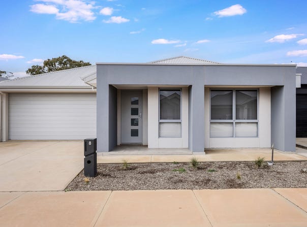 8 Cornwall Street, Munno Para Downs, SA 5115