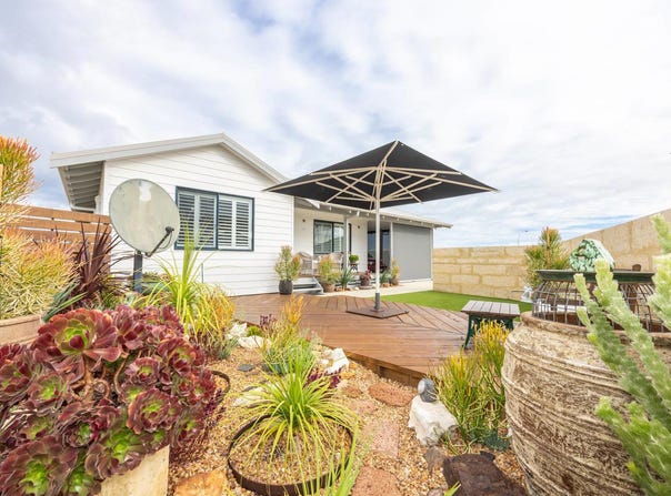 20 Pethick Loop, Green Head, WA 6514