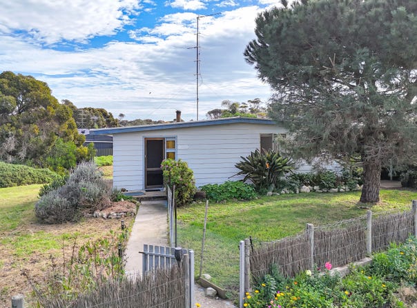 9-11 Brownlow Crescent, Kingscote, SA 5223