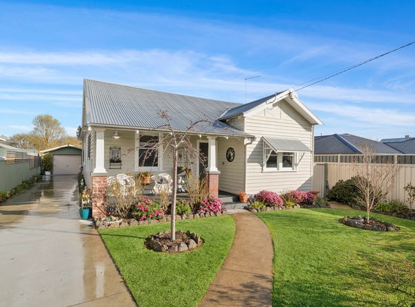 30 Ligar Street, Colac, Vic 3250