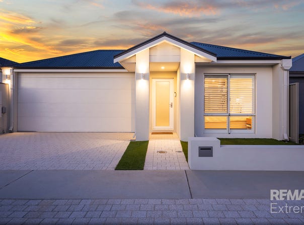 16 Prussian Way, Eglinton, WA 6034