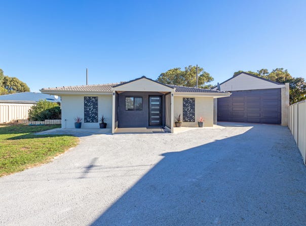 12 Thomas Street, Leeman, WA 6514