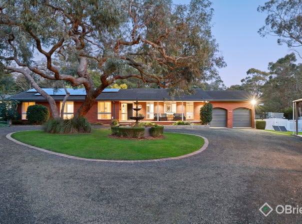 13 Lenne Street, Beaconsfield Upper, Vic 3808