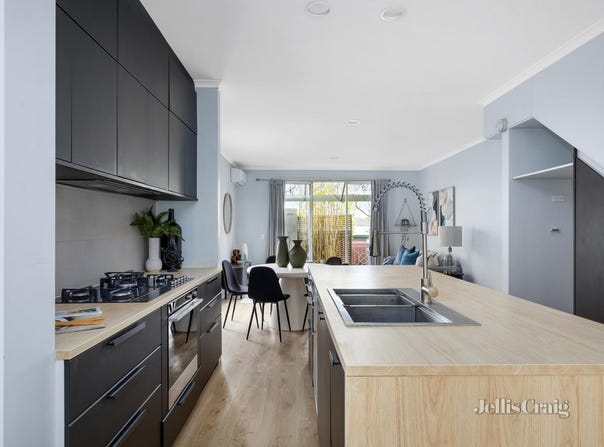 219 Wiltshire Drive, Kew, Vic 3101