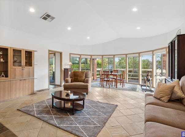 32 Woodlands Drive, Somerville, Vic 3912