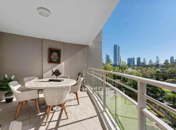 2035/1 Lennie Avenue, Main Beach, Qld 4217