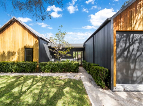 25 Curtis Street, Dunsborough, WA 6281