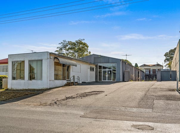 17 Johnson Street, Maitland, NSW 2320