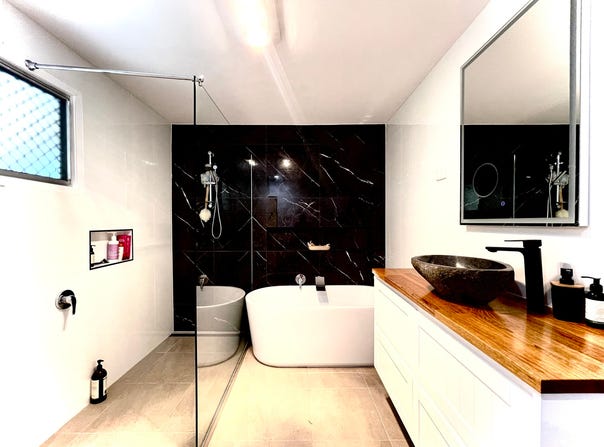 80 MILLS Avenue, Moranbah, Qld 4744