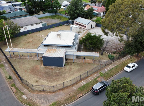 1 Marleycombe Road, Elizabeth Vale, SA 5112
