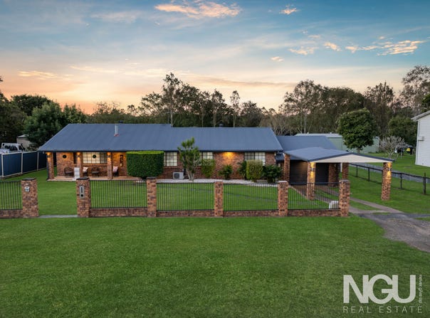 77 South Queensborough Parade, Karalee, Qld 4306