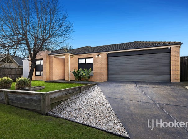 4 Derby Court, Cranbourne North, Vic 3977