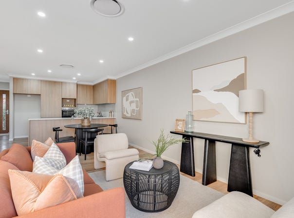 2/13 Leichhardt Street, Centenary Heights, Qld 4350