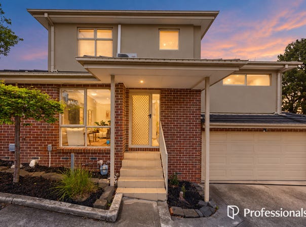 2/24 Boronia Grove, Doncaster East, Vic 3109