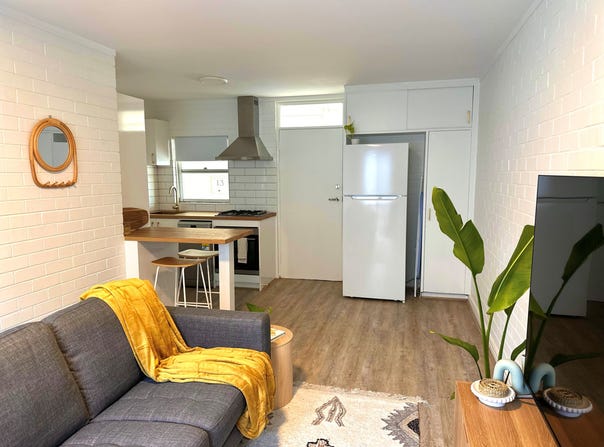 2/320 Canning Highway, Bicton, WA 6157