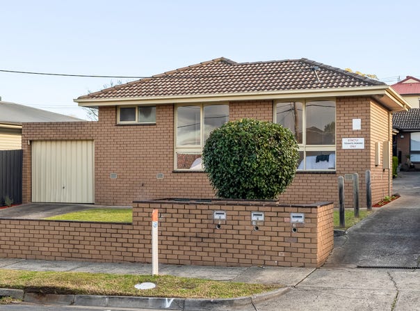 1/47 Boldrewood Parade, Reservoir, Vic 3073