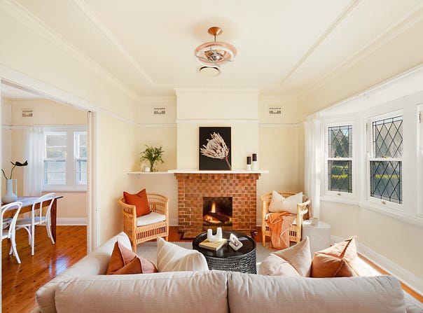 115 Jenner Parade Parade, Hamilton South, NSW 2303