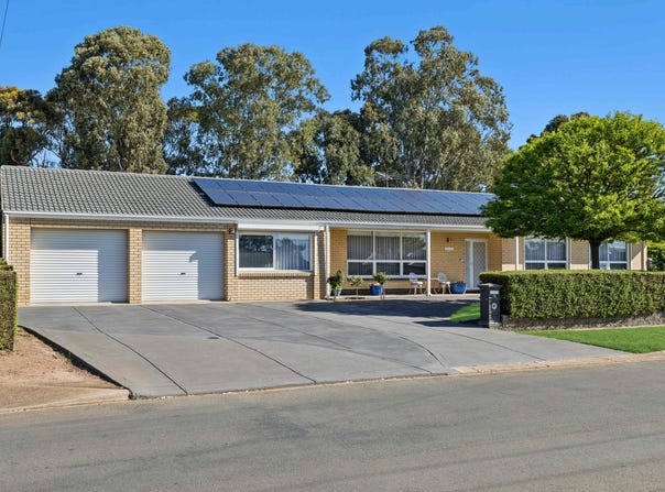 16 Lillimur Ave, Morphett Vale, SA 5162