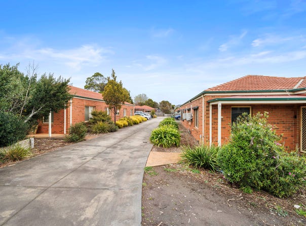 6-8 Green Island Avenue, Mount Martha, Vic 3934
