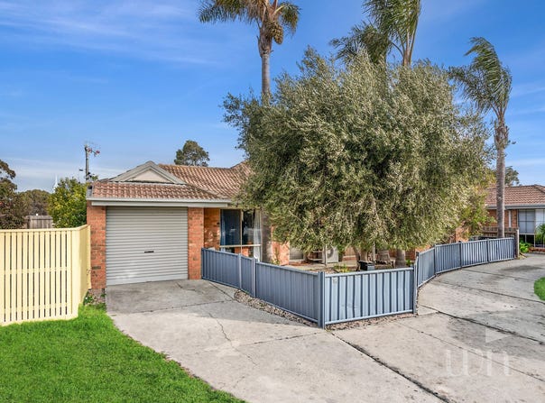 1 / 19 Messmate Court, Mount Martha, Vic 3934