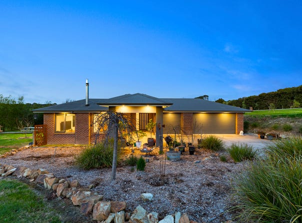 180 Old Gembrook Road, Pakenham Upper, Vic 3810