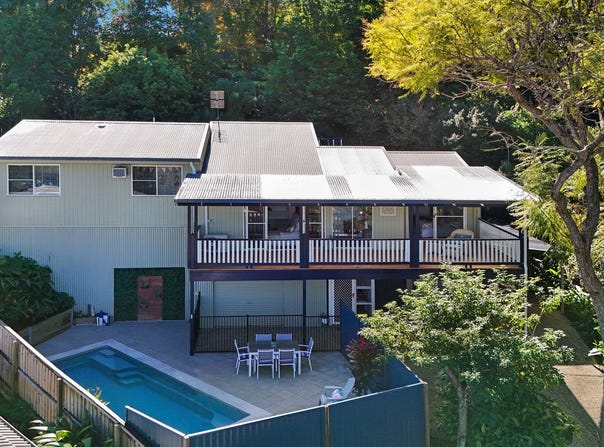 17 Muirfield Crescent, Nambour, Qld 4560