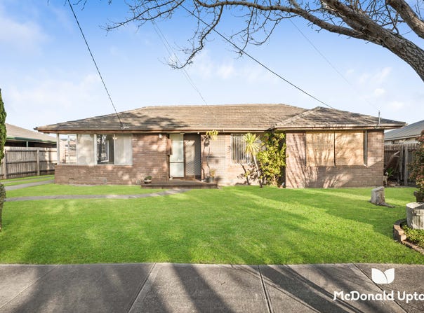 18 Parnell Crescent, Gladstone Park, Vic 3043