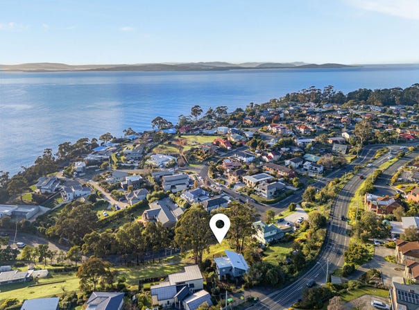 17 Mount Royal Road, Kingston Beach, Tas 7050