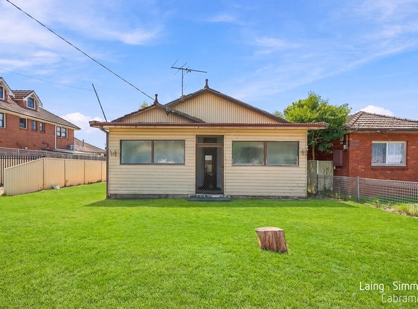 12 Richardson Street, Fairfield, NSW 2165