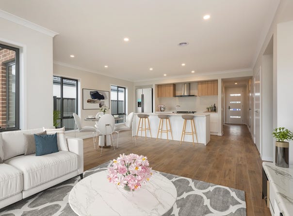 18  Katmai Rd, Truganina, Vic 3029