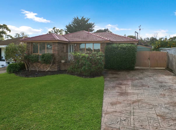 13 Bradley Terrace, Narre Warren, Vic 3805