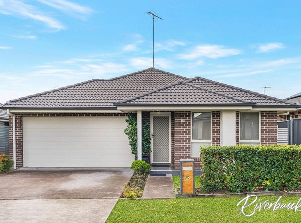 39 Lawler Street, Ropes Crossing, NSW 2760