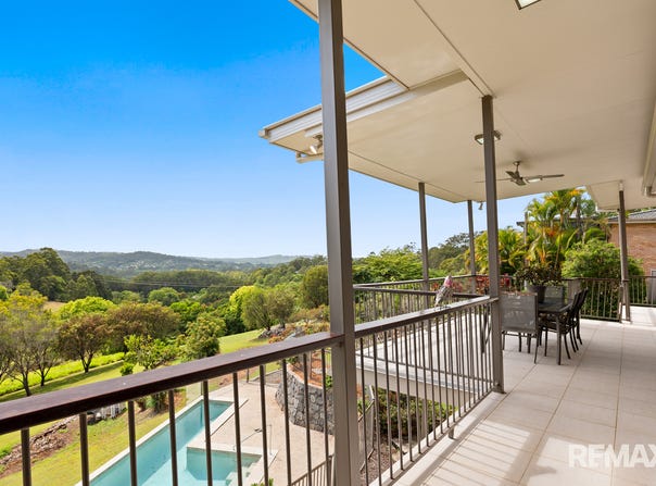 129 Towen Mount Road, Towen Mountain, Qld 4560