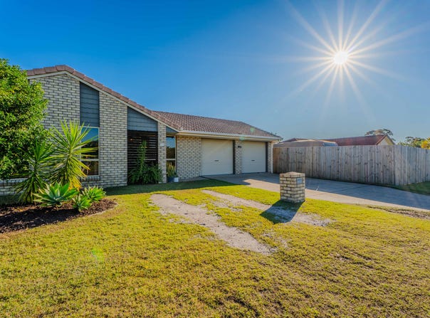 34 Bowerbird Avenue, Eli Waters, Qld 4655