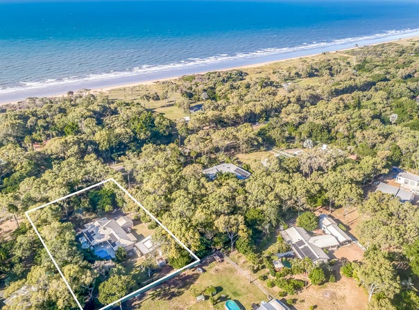 231 Sylvan Drive, Moore Park Beach, Qld 4670