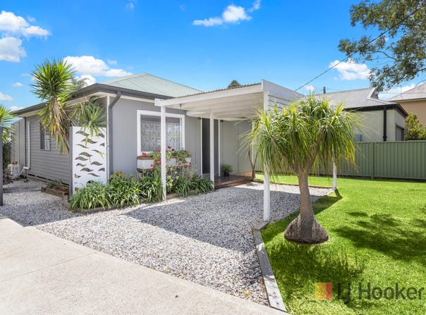 5 The Boulevarde, Oak Flats, NSW 2529
