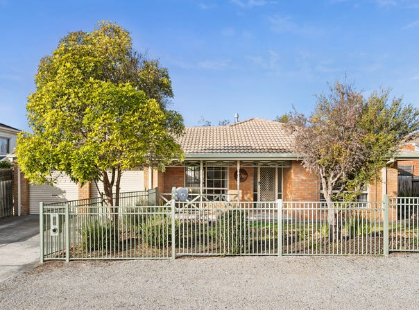 25 Looker Street, Lara, Vic 3212