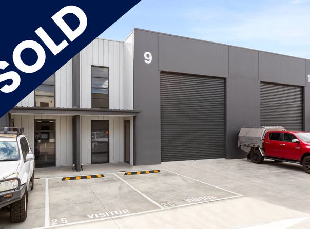 Unit 9, 6-8 Kadak Place, Breakwater, Vic 3219