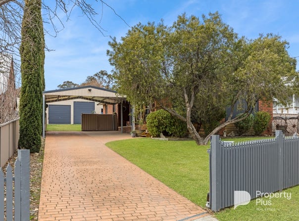 8 High Street, Harcourt, Vic 3453