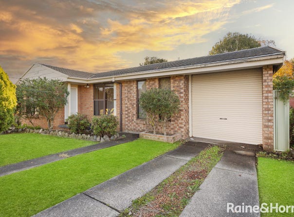 30 Polock Crescent, Albion Park, NSW 2527