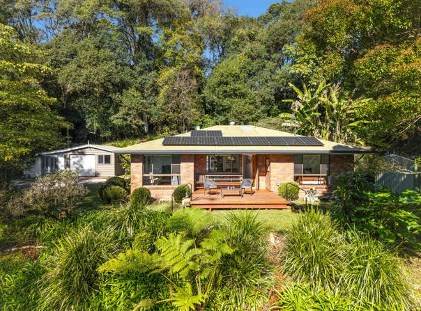 22 Centenary Drive, Maleny, Qld 4552