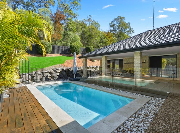 22 Matzia Avenue, Pacific Pines, Qld 4211