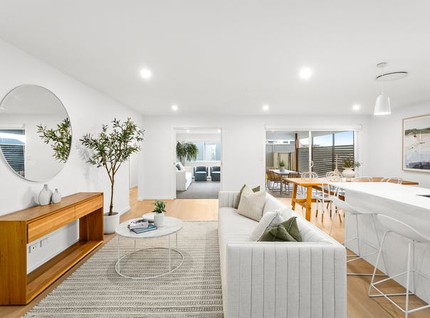 34 Shamrock Rise, Calderwood, NSW 2527