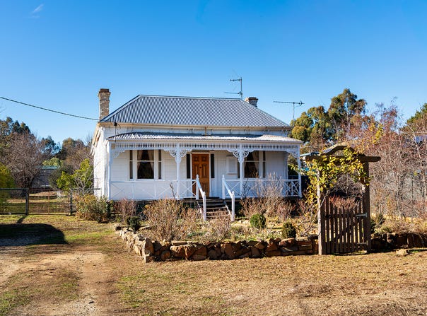 4 Templeton Street, Guildford, Vic 3451