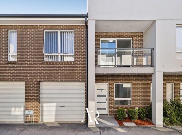8/60 Passefield Street, Liverpool, NSW 2170
