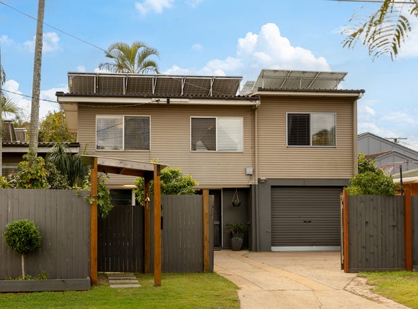 28 Lucinda Street, Clontarf, Qld 4019