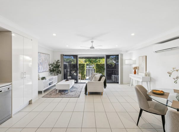 14/17 Springfield Lakes Boulevard, Springfield Lakes, Qld 4300